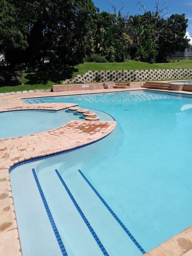 19 MONTEGO BAY CARIBBEAN Estate Port Edward Exterior foto